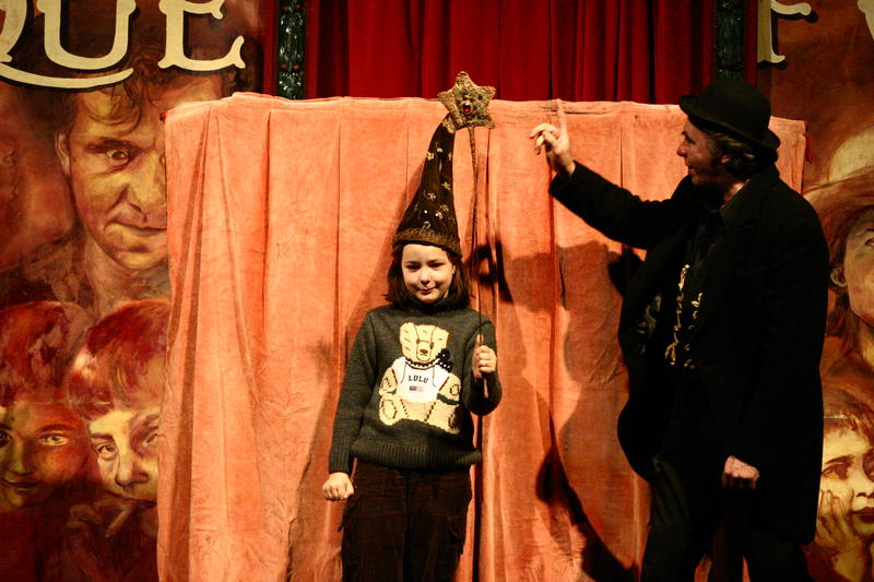 2004 - L'illustre Famille Burattini ©Jean-Michel Peyral