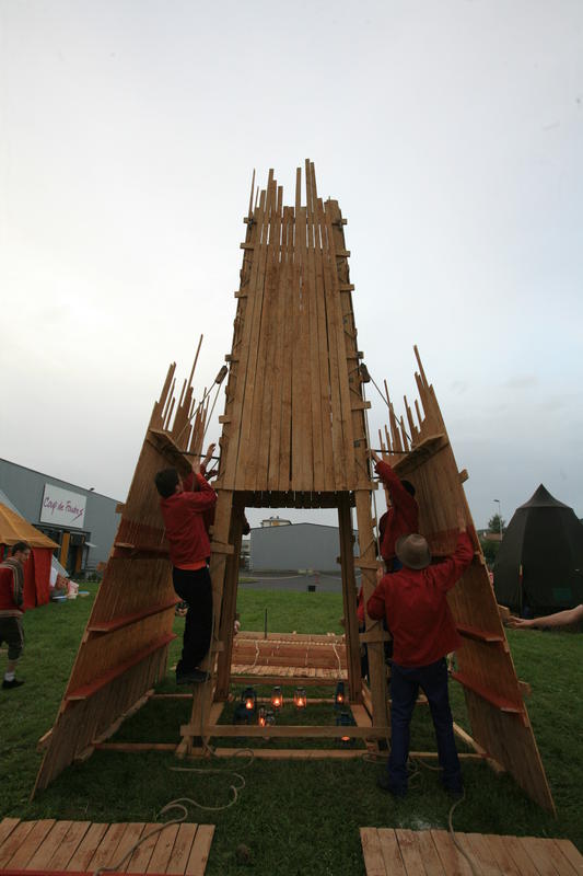 2007 - Le Cercle de la Litote ©Pierre Soissons