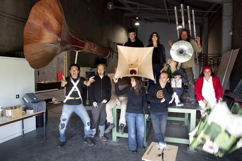 2009 - Groupe Zur ©Pierre Soissons