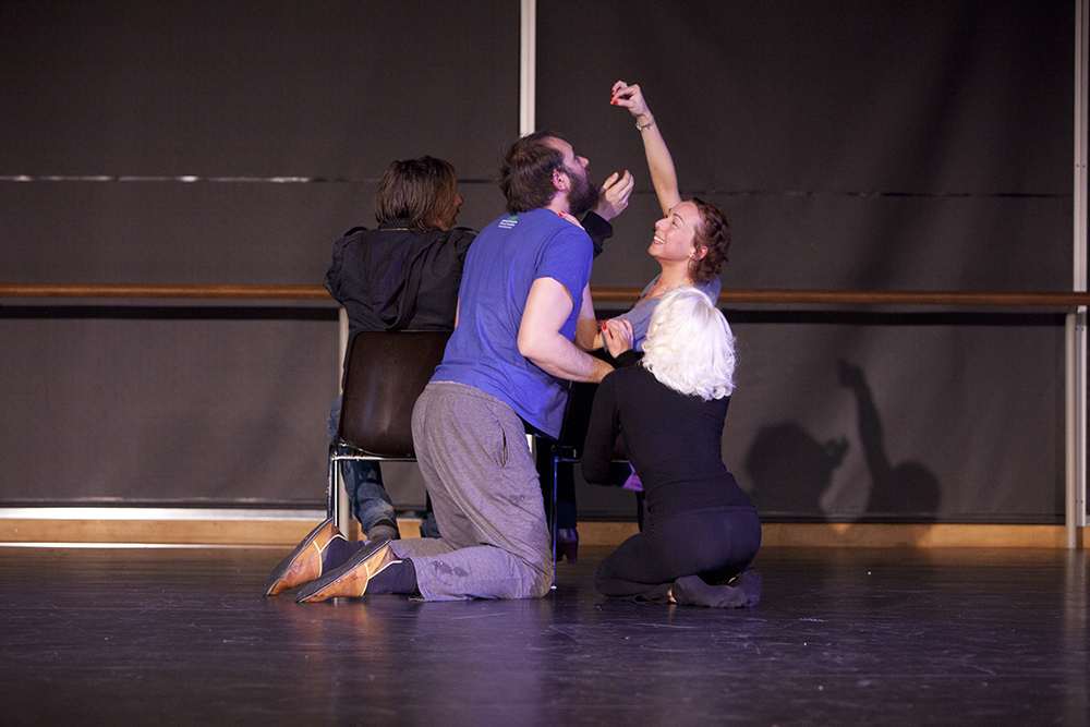 2013 - Les Chiens de Navarre ©Pierre Soissons