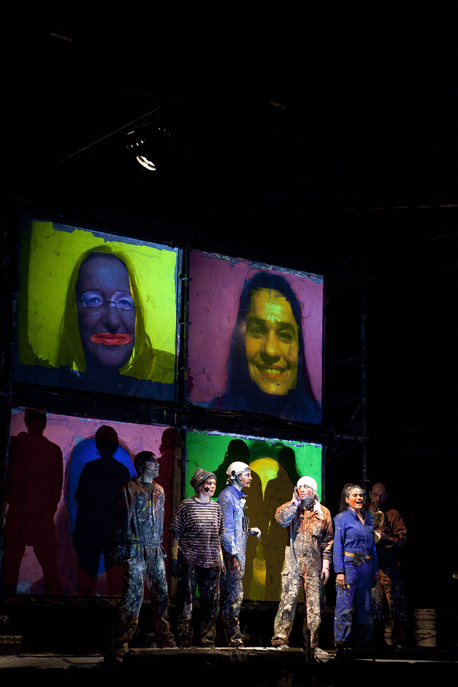 2013 - Compagnie Lucamoros ©Pierre Soissons