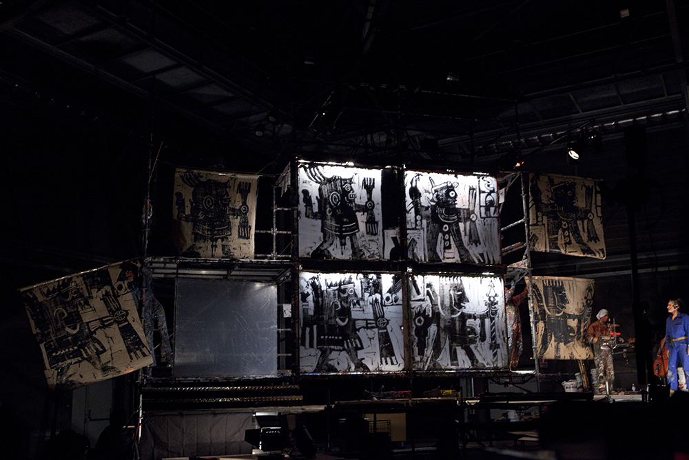 2013 - Compagnie Lucamoros ©Pierre Soissons