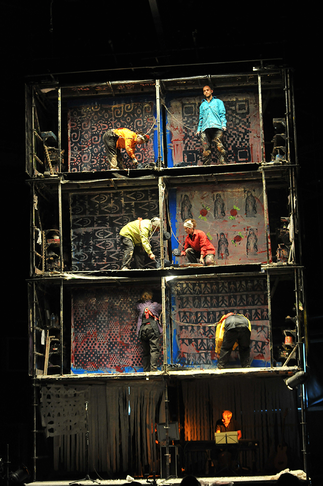 2017 - Compagnie Lucamoros ©Pierre Soissons