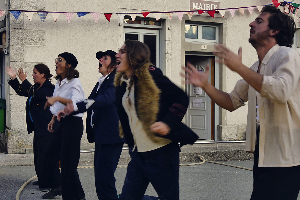 Groupe Tonne c Pierre Acobas